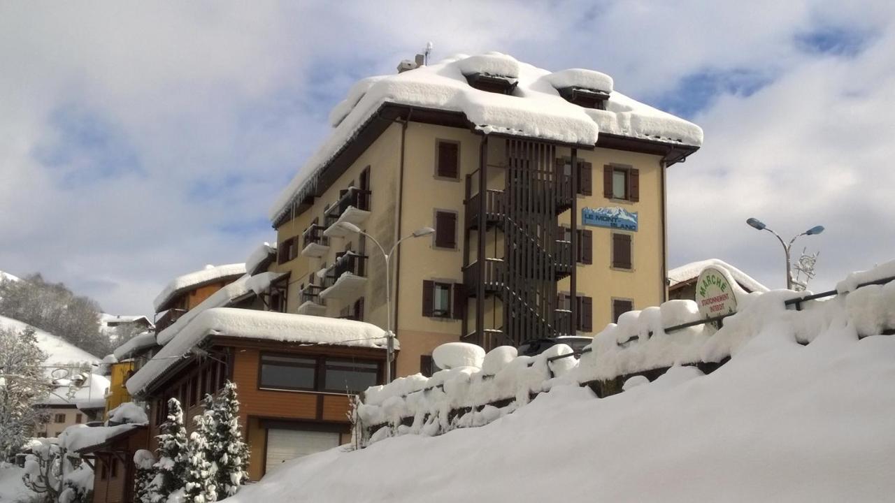Hotel Le Montblanc 弗吕梅 外观 照片